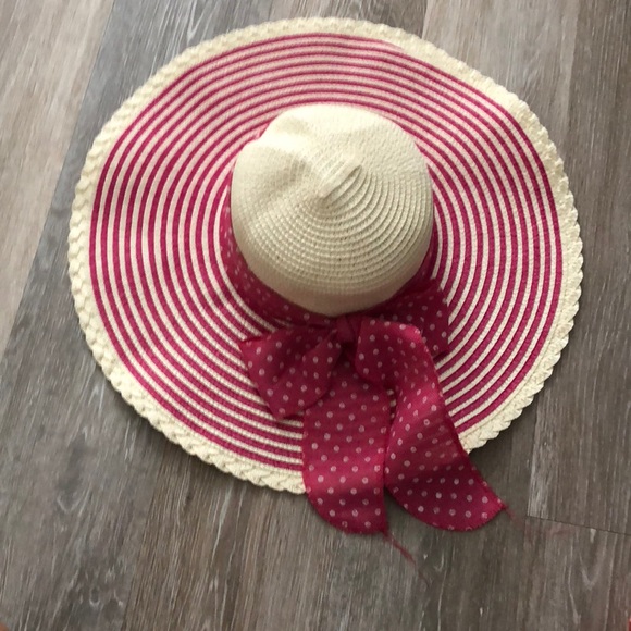 Hats 🎩 - Picture 3 of 3